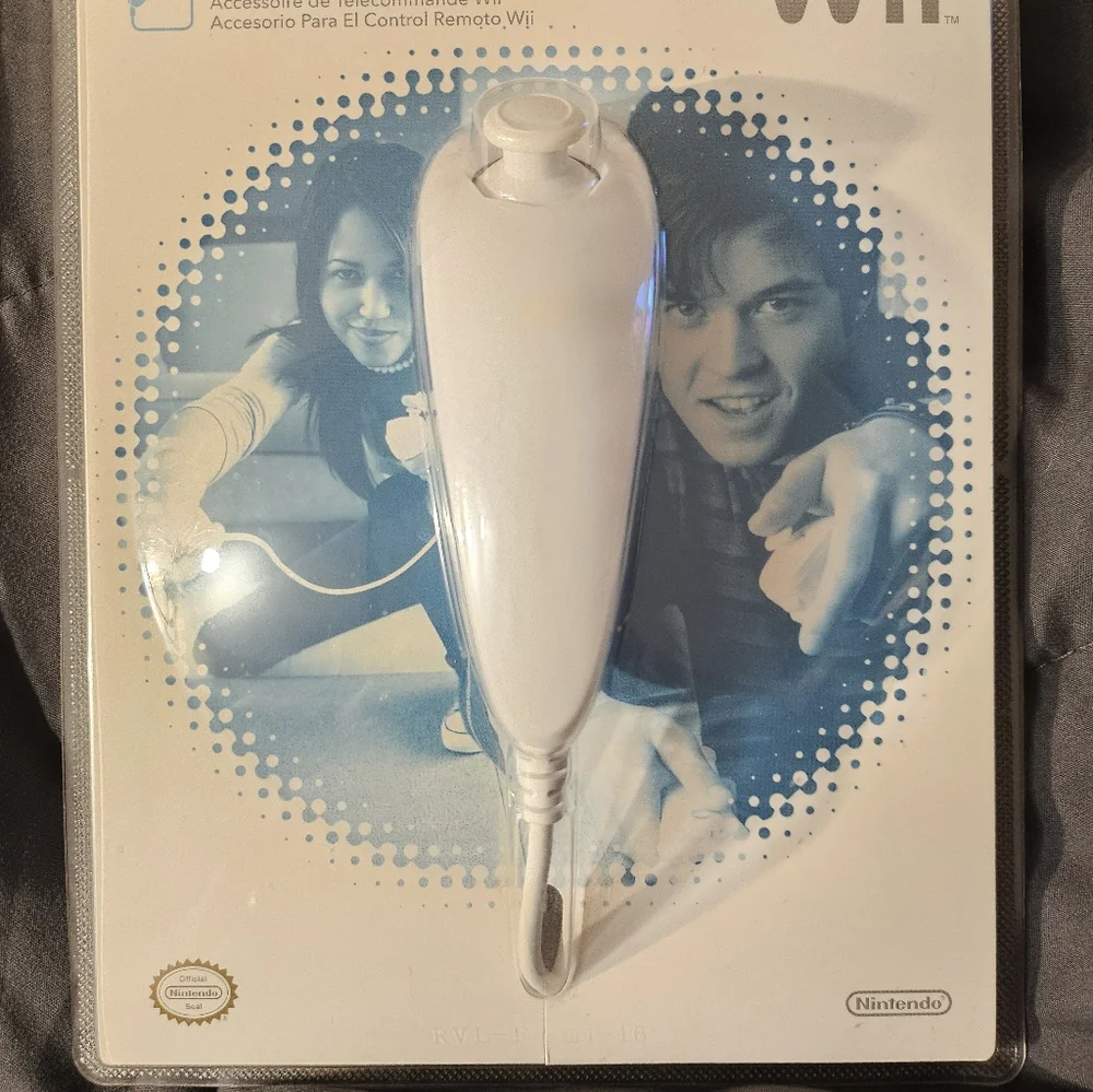 Wii Nunchuck ~ White ~ Nintendo Official OEM‎ Nunchuk Controller ~ New/Sealed